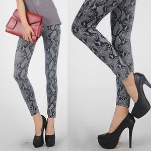 Animal print leggings